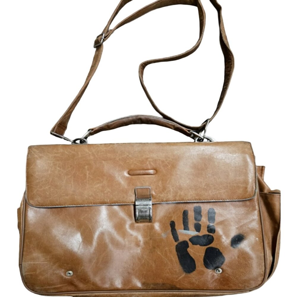 VINTAGE ITALIAN LEATHER MESSENGER LAPTOP BAG ATTACHE. 30 YRS OLD PERFECTLY WORN